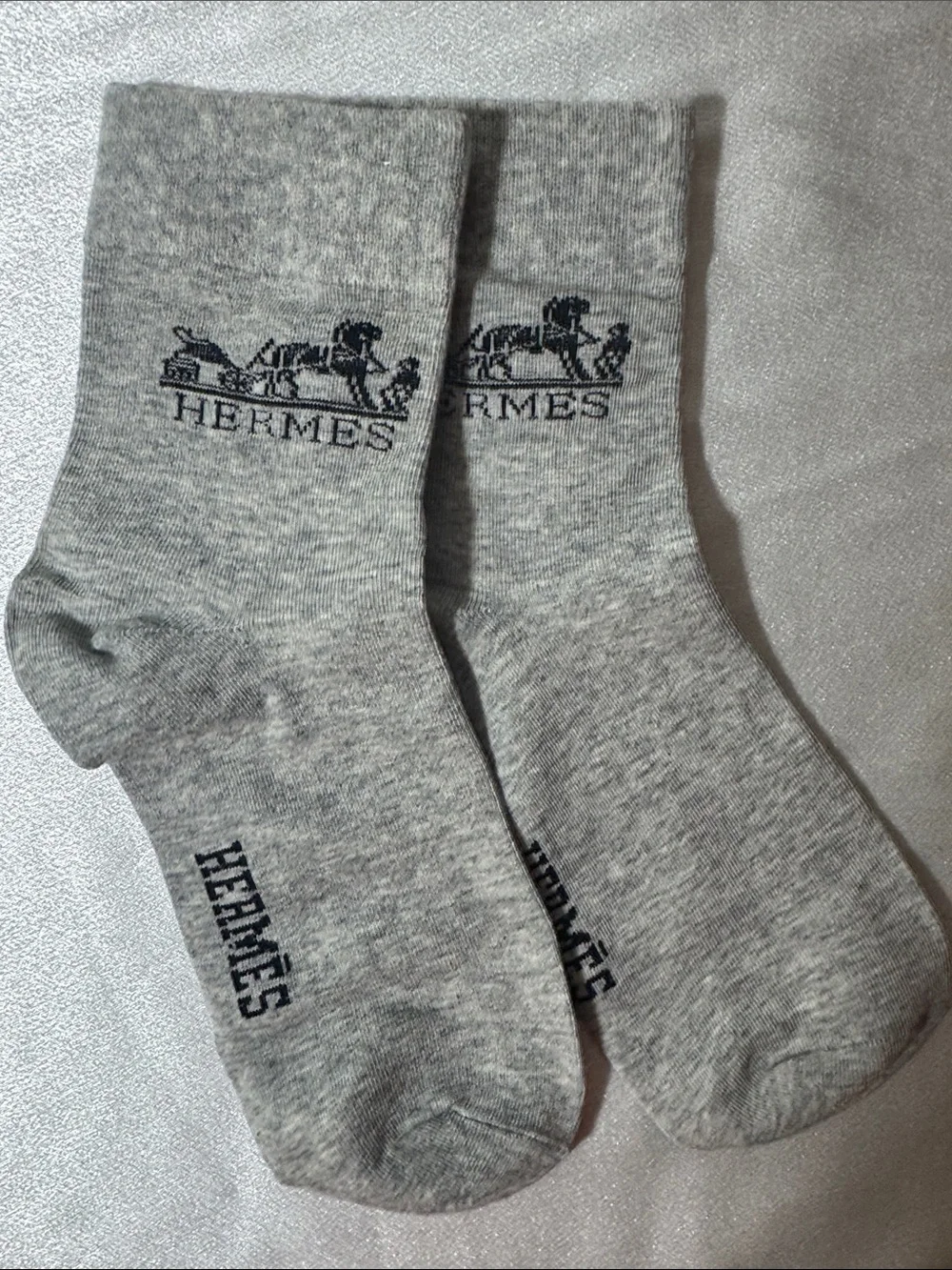 New! Hermes Men’s Grey Logo Crew Socks